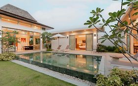 Bliss Villa At Shambhala Grand